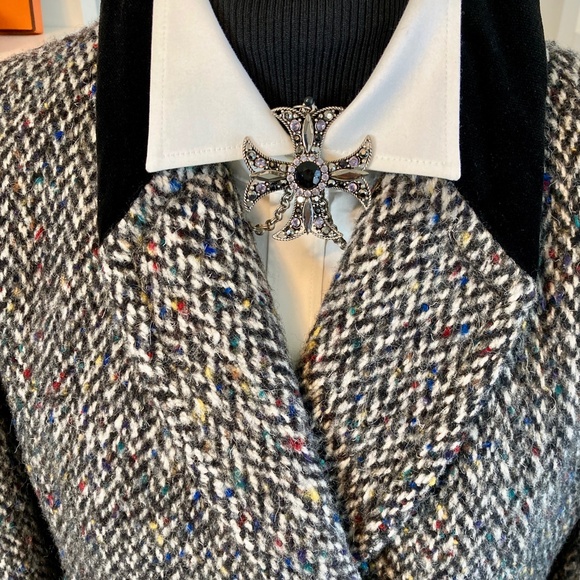 Mackintosh USA Jackets & Blazers - 🖤 HP 🖤 RARE STUNNING VINTAGE MACKINTOSH COAT.